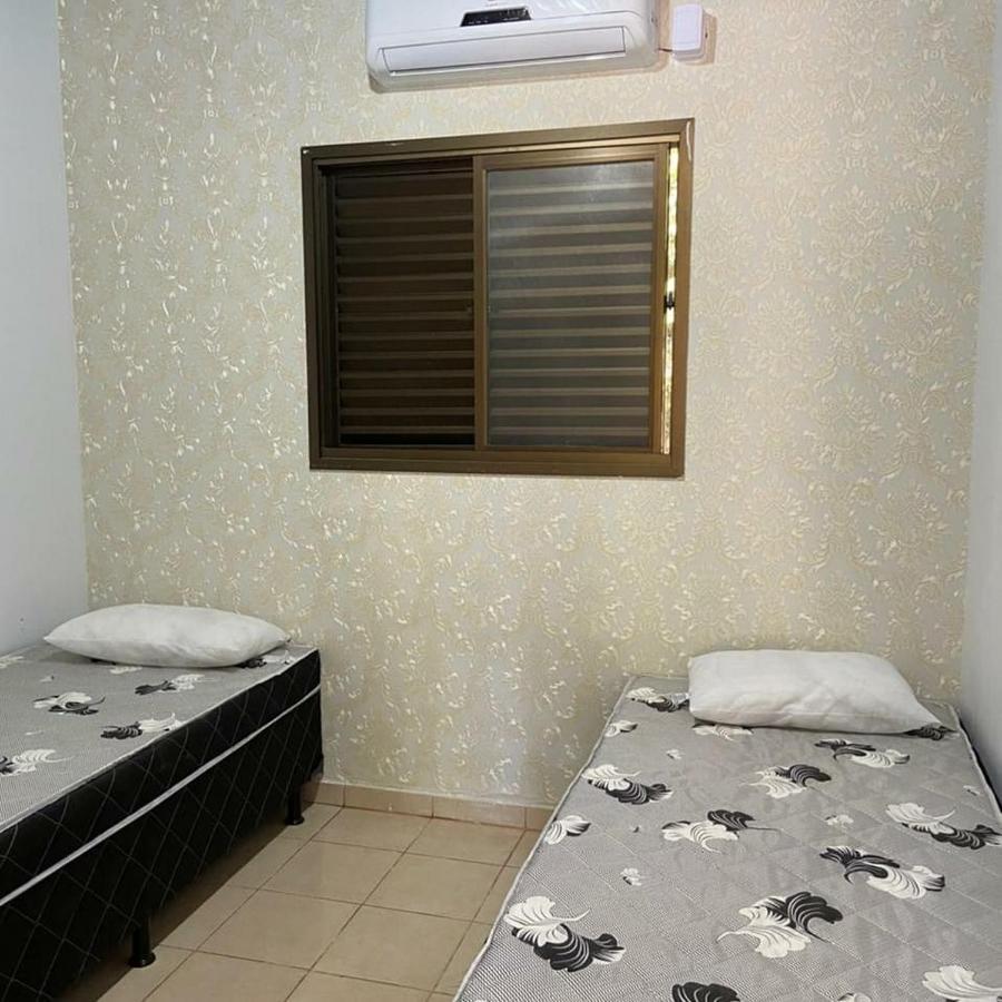 Casa Em Caldas - Piscina Solar E Eletrica 卡达斯诺瓦斯 外观 照片